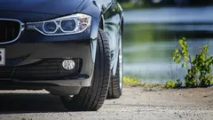 Warum Parkprofis ihre Räder nicht parallel zur Bordsteinkante stellen – Fakten und Mythen